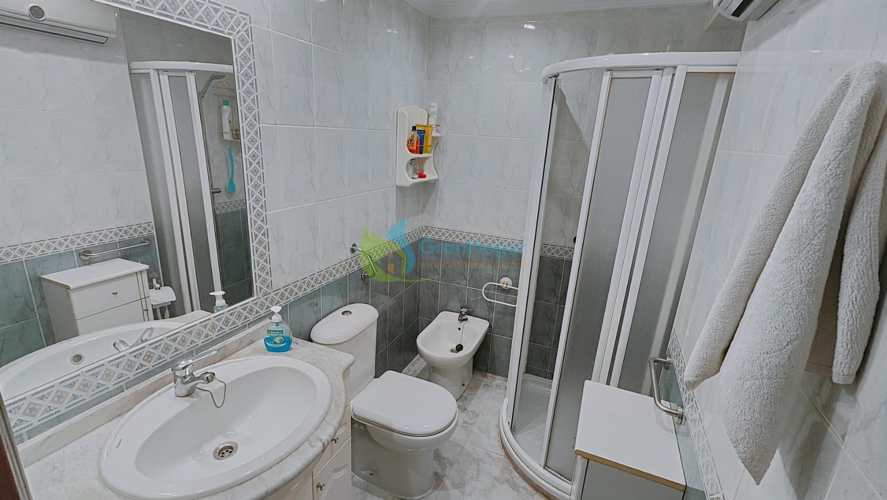 For sale of flat in Sevilla