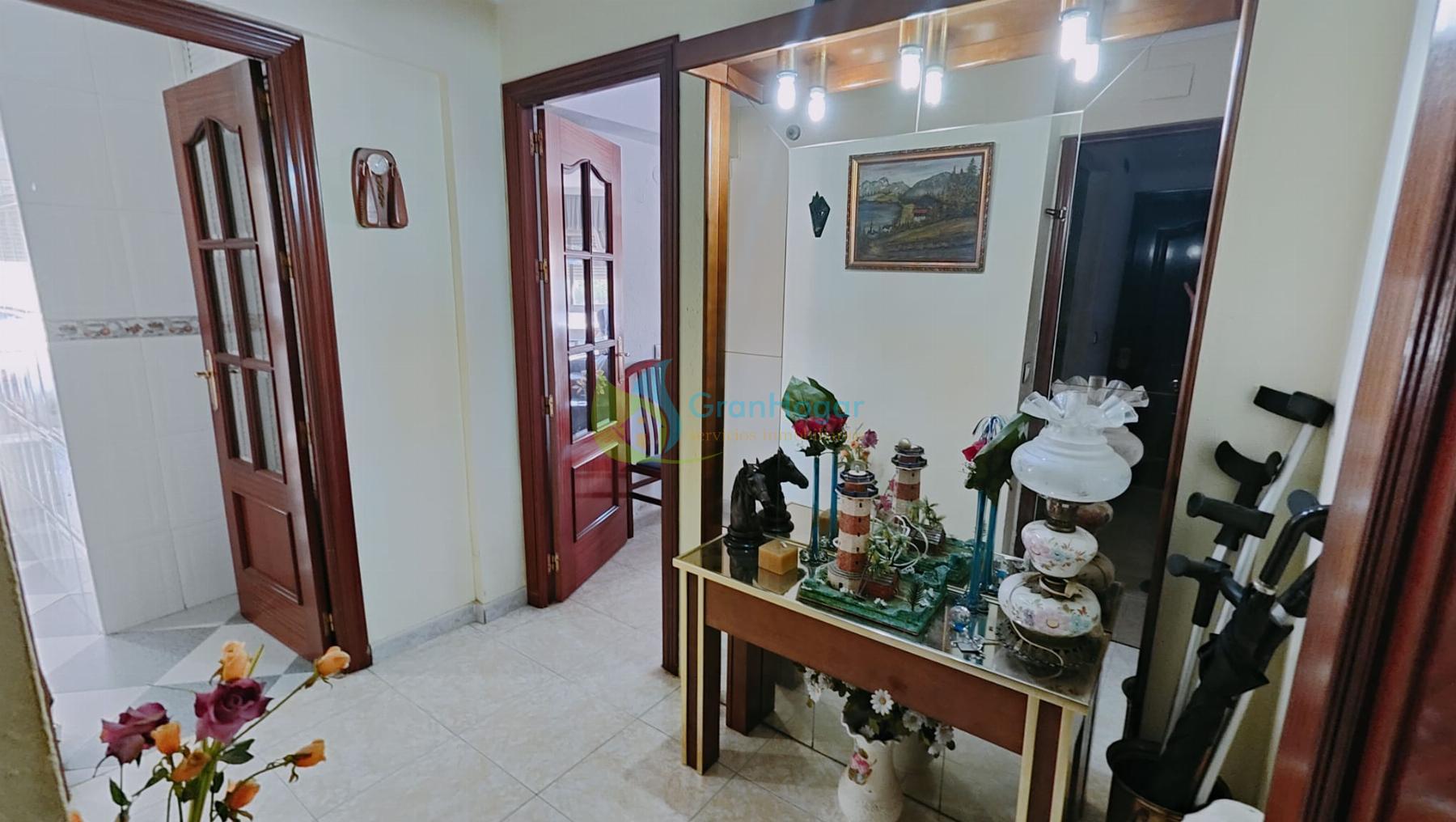 For sale of flat in Sevilla
