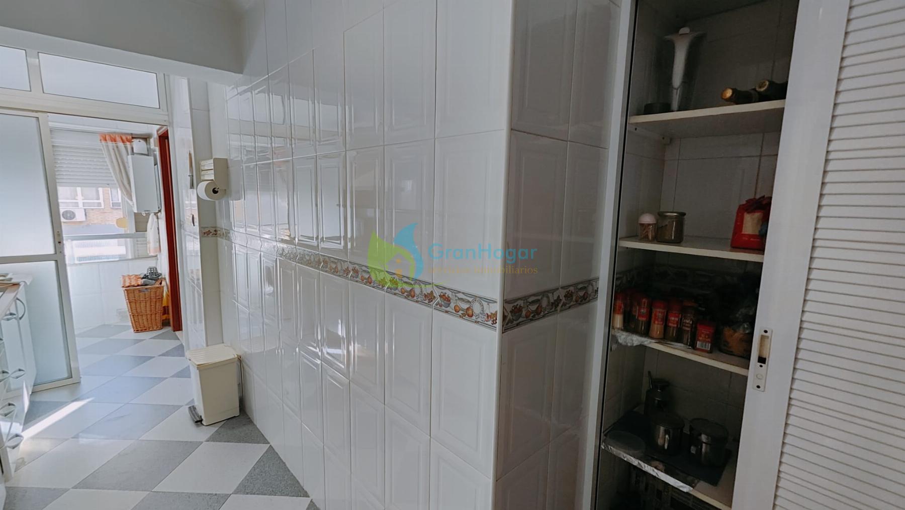 For sale of flat in Sevilla