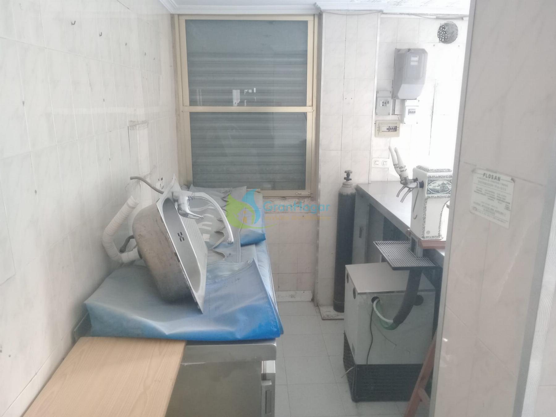 For sale of commercial in Sevilla