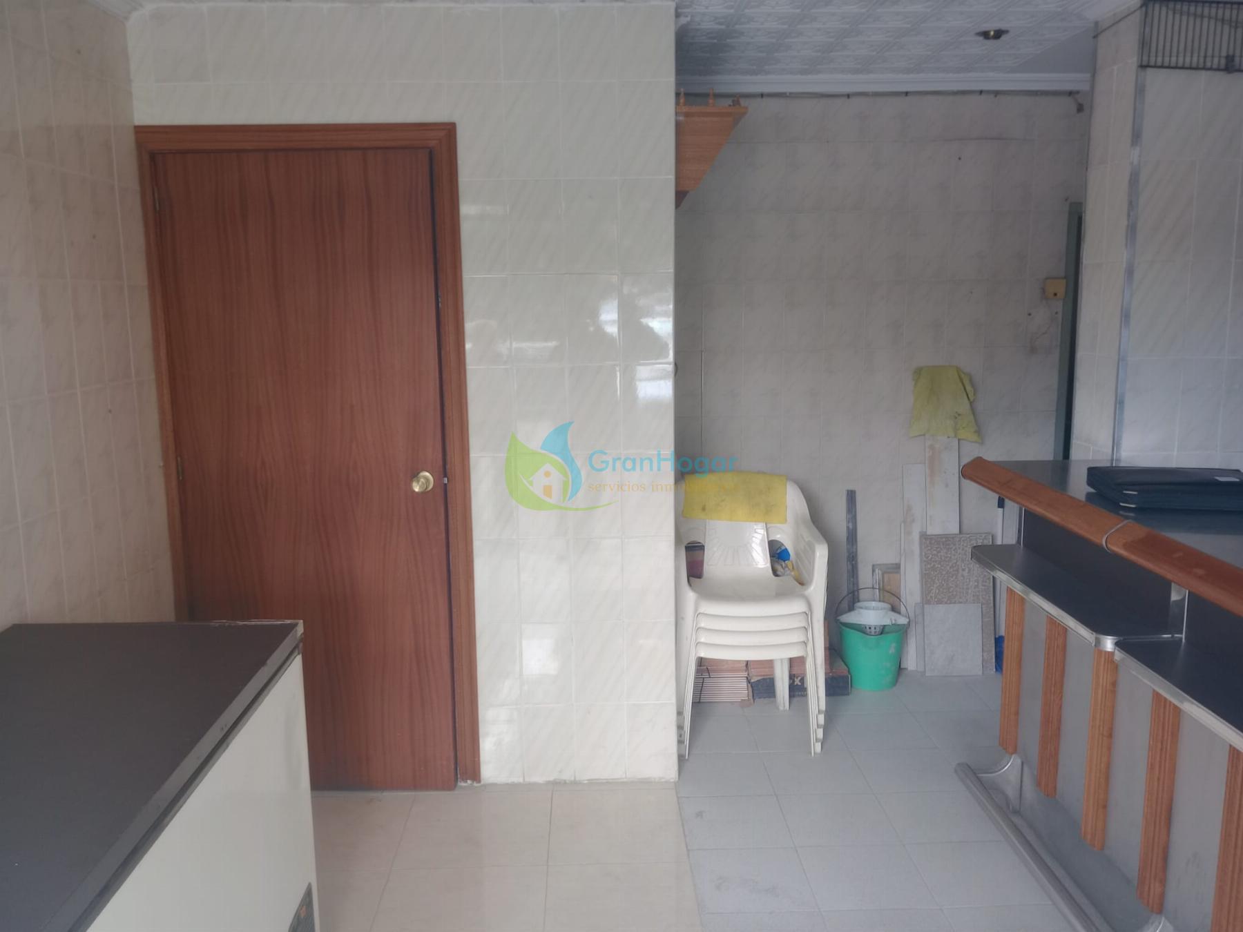 For sale of commercial in Sevilla