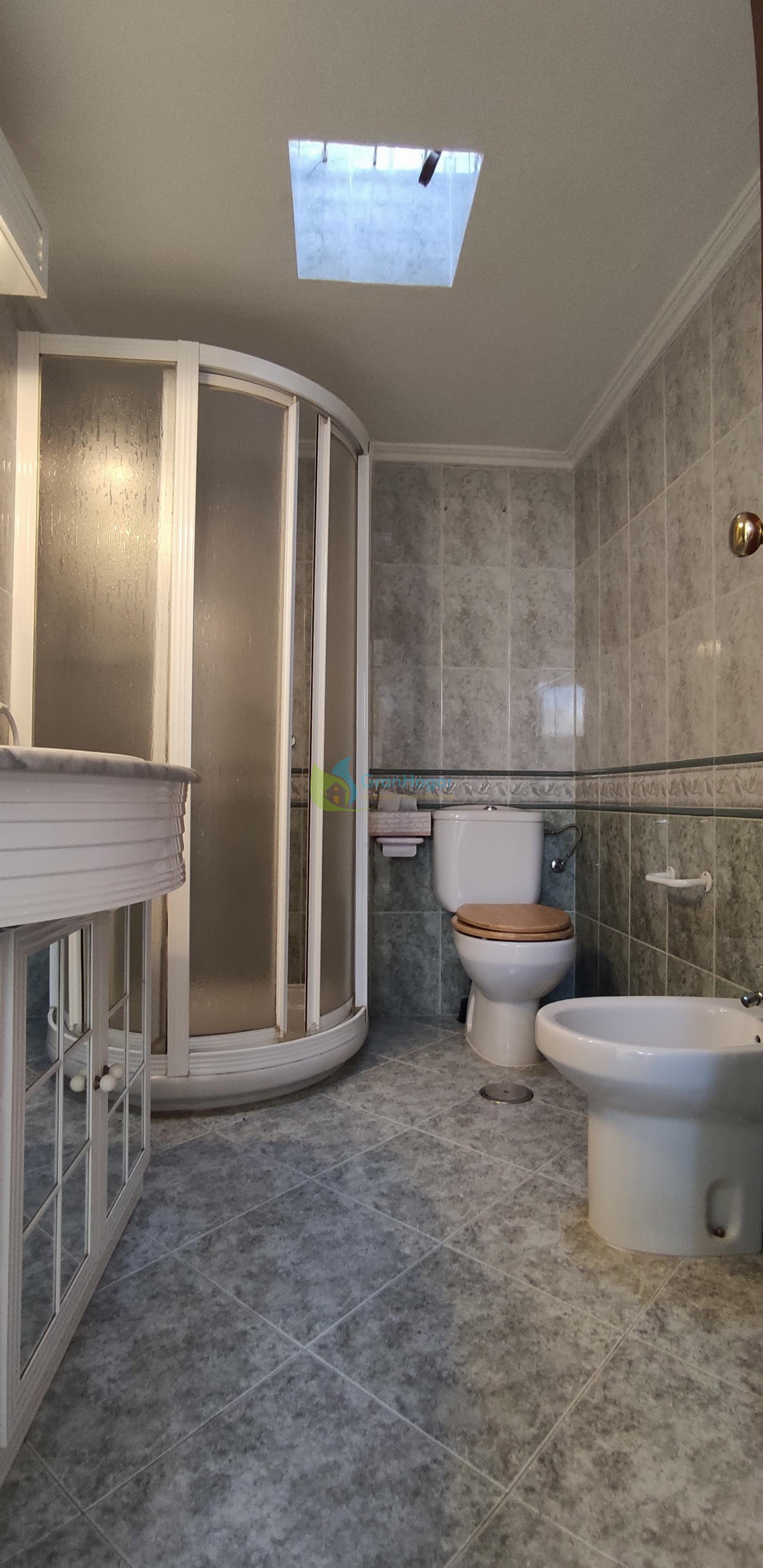 For sale of house in Sevilla