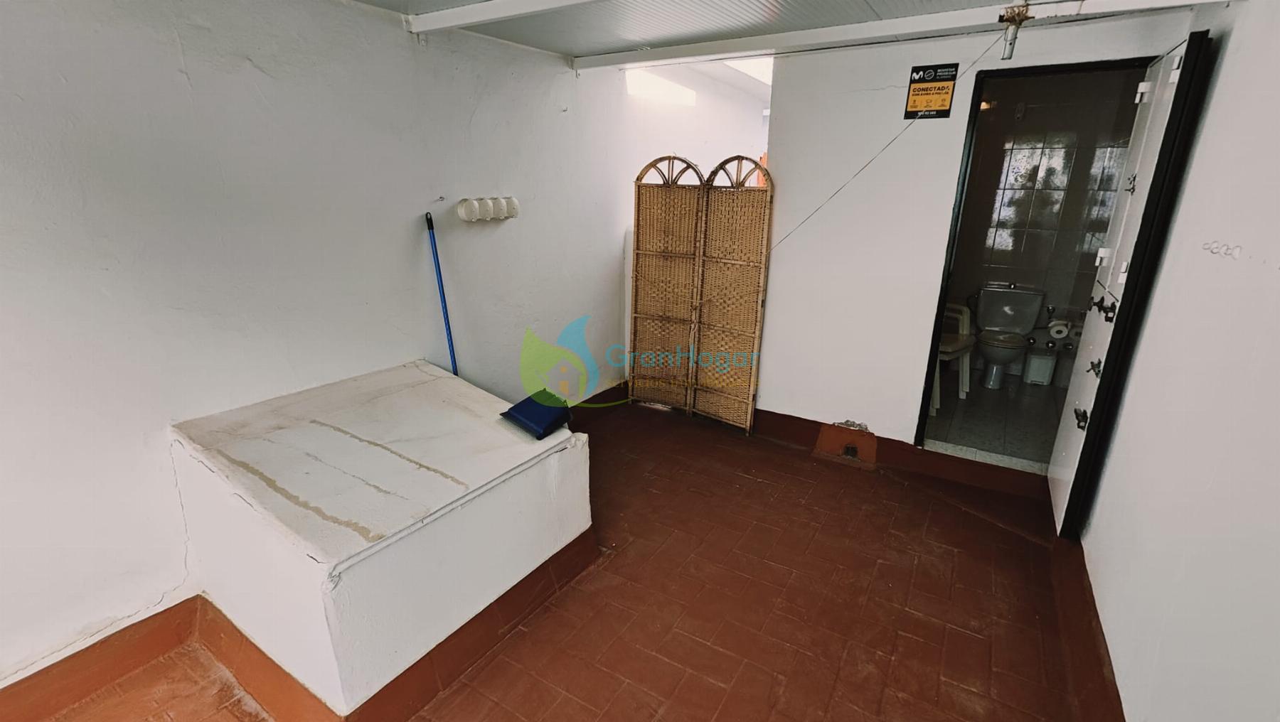 For sale of house in Sevilla