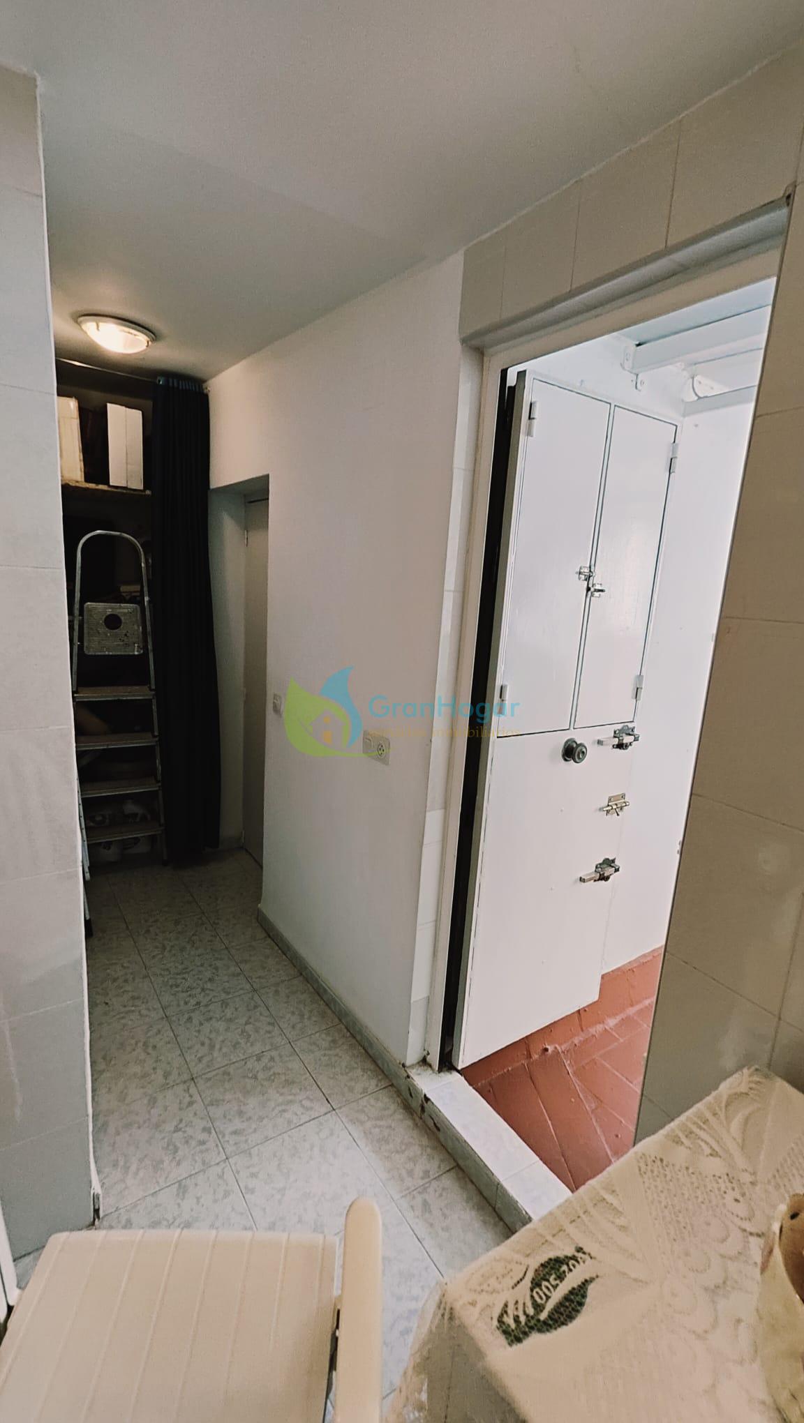 For sale of house in Sevilla