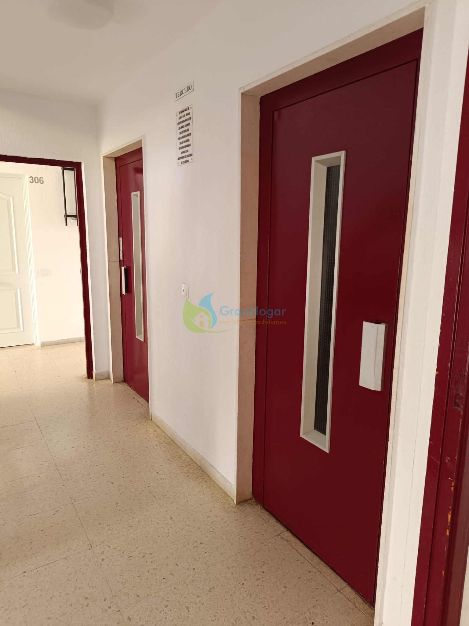 For sale of flat in Huelva