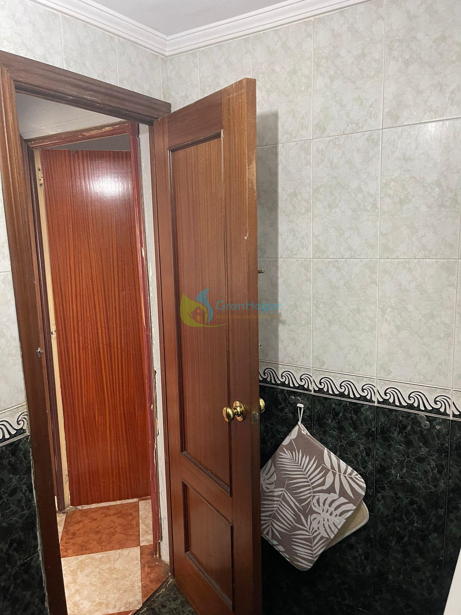 For sale of flat in Sevilla