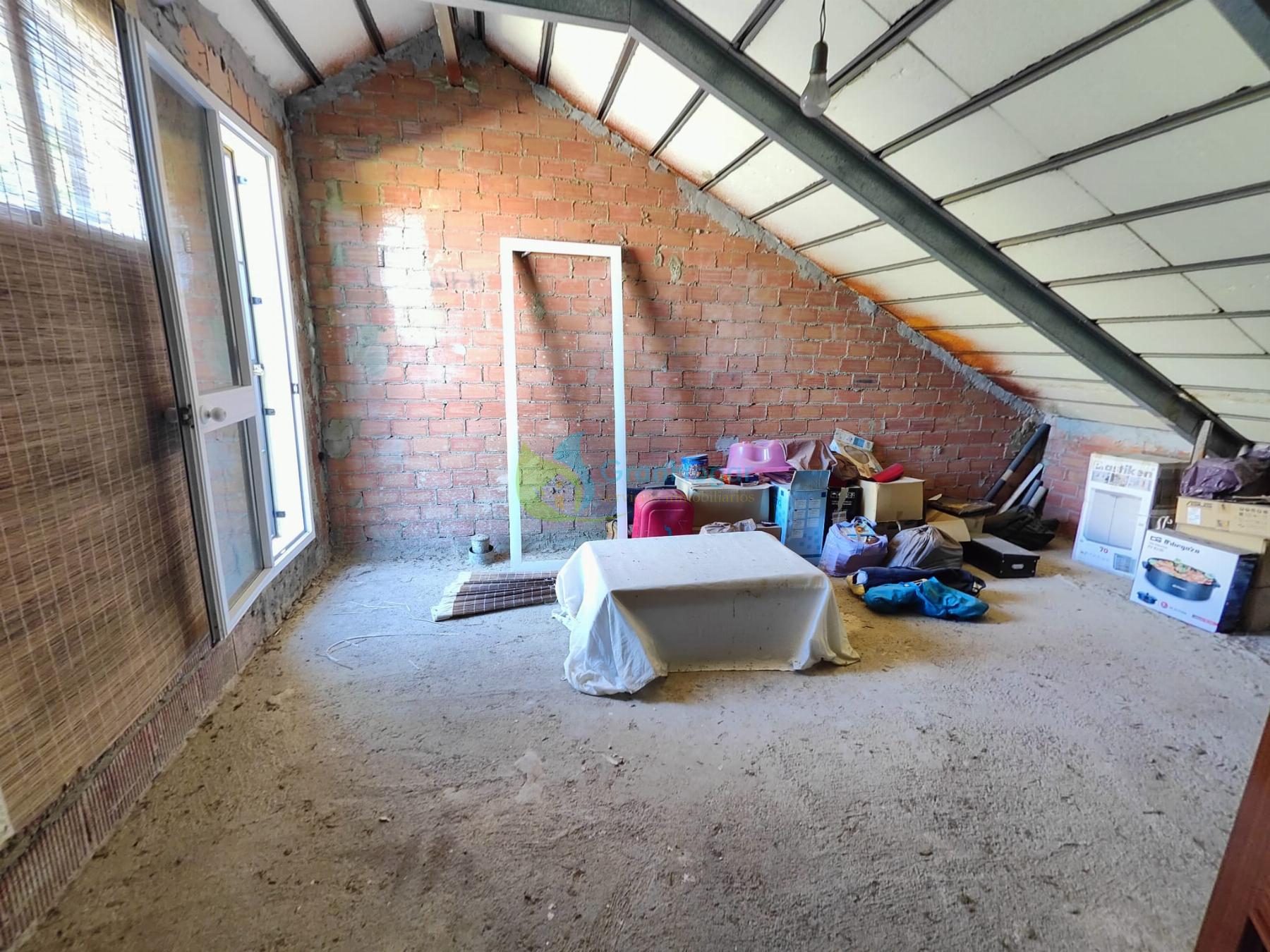 For sale of house in Bormujos