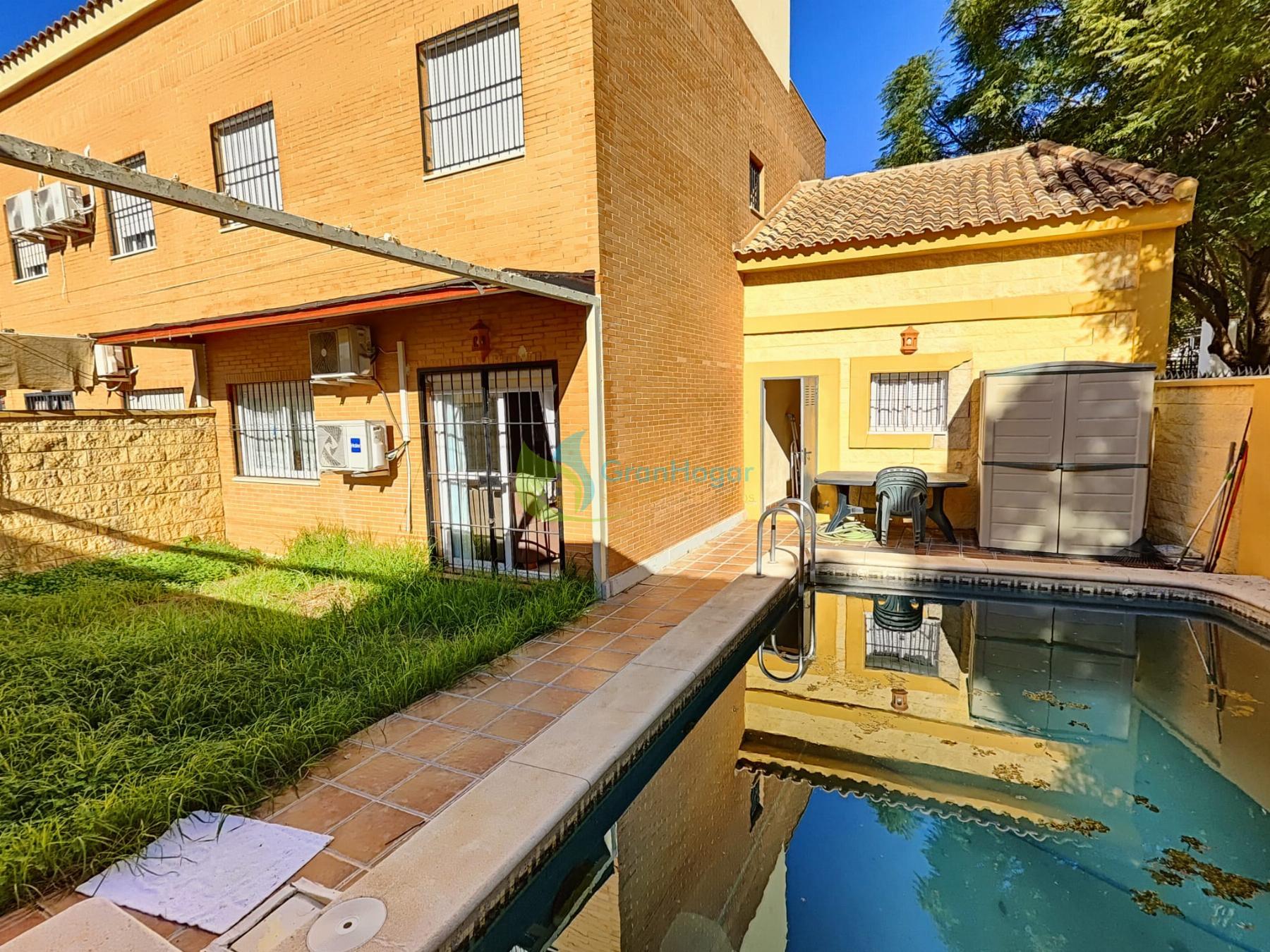 For sale of house in Bormujos