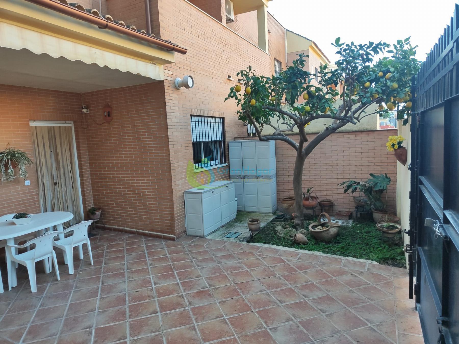 For sale of house in Bormujos