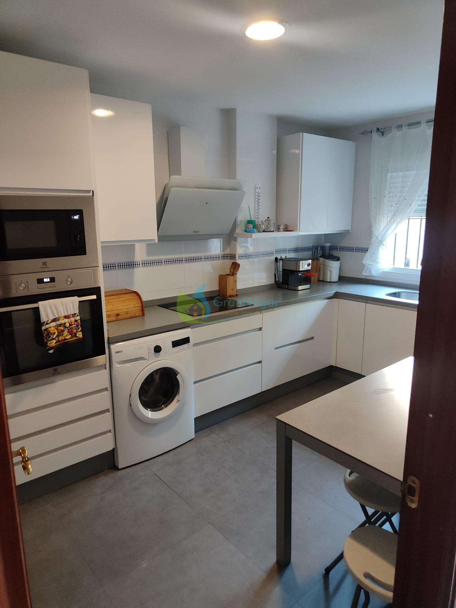 For sale of house in Bormujos