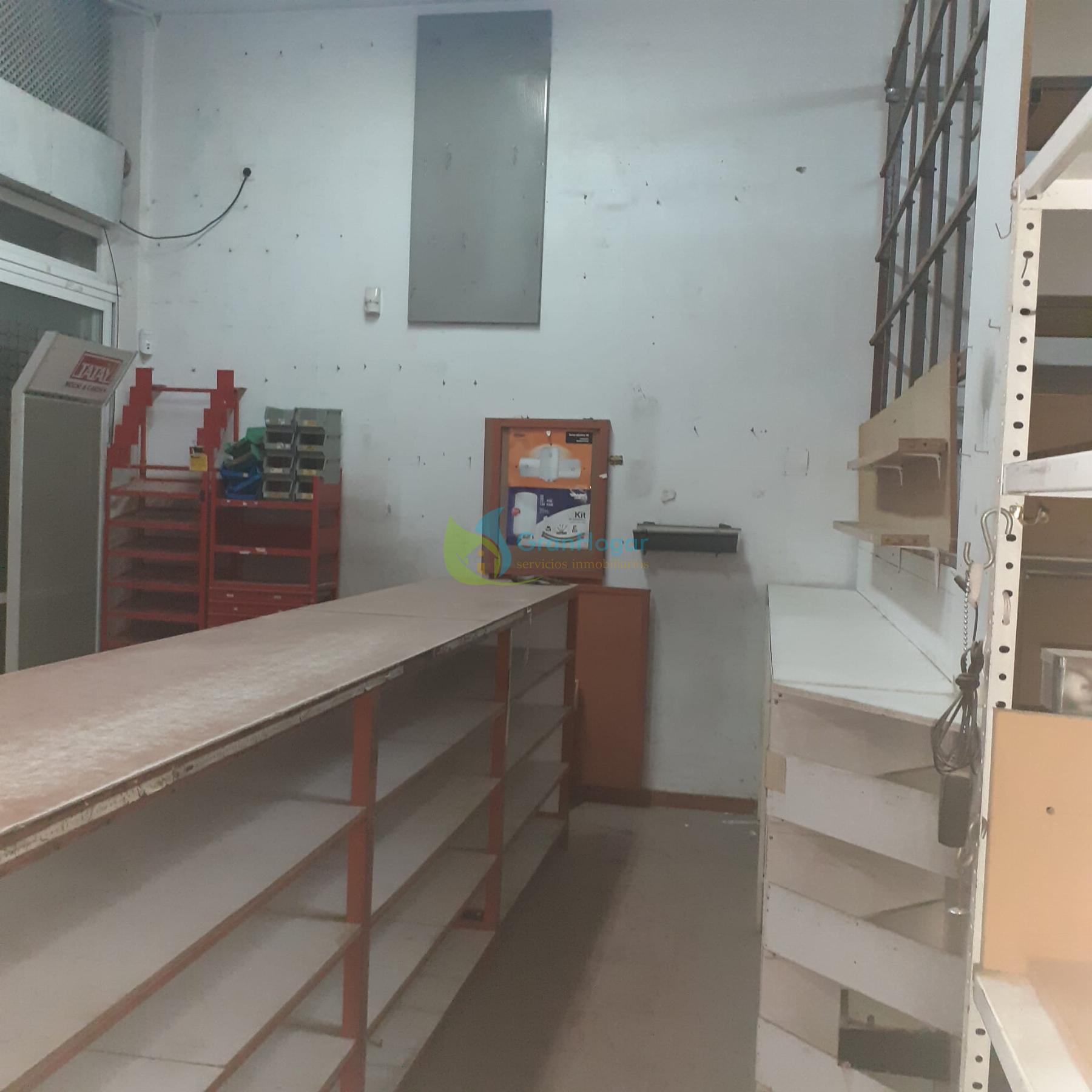 Venta de local comercial en Sevilla