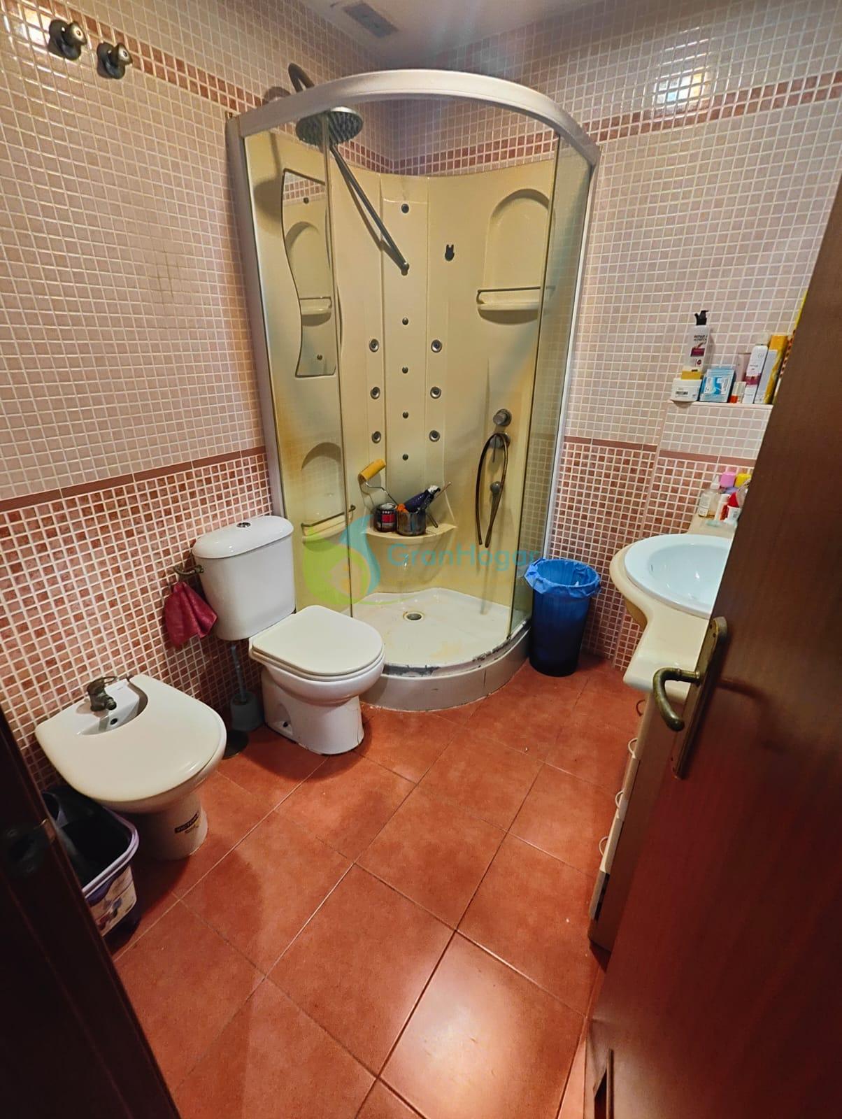 For sale of house in Sevilla