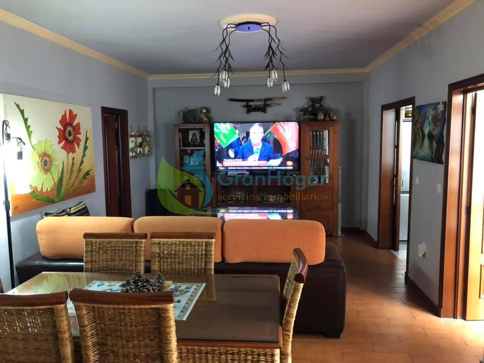 For sale of house in Sevilla