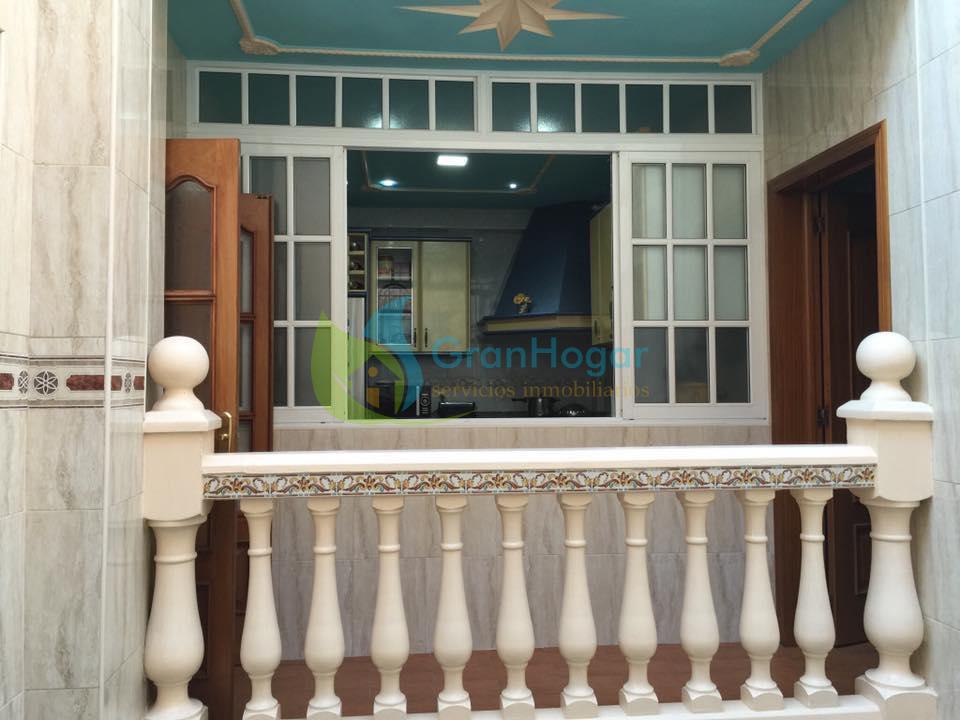 For sale of house in Sevilla