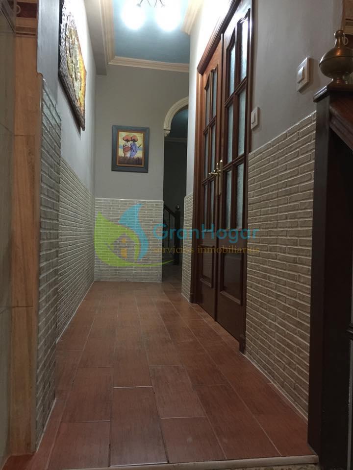 For sale of house in Sevilla