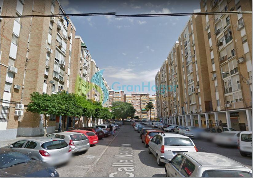 For sale of flat in Sevilla