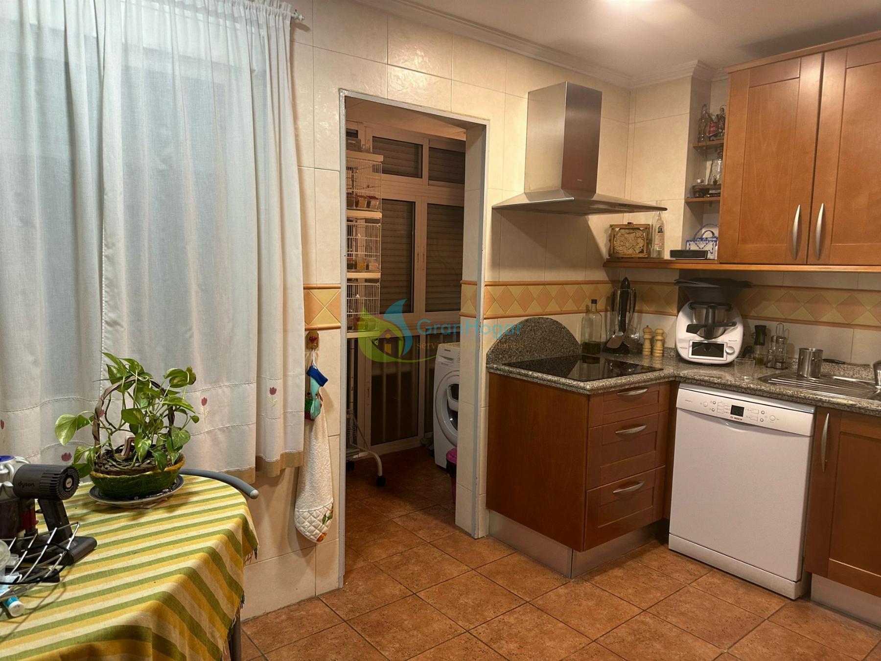 For sale of flat in Sevilla