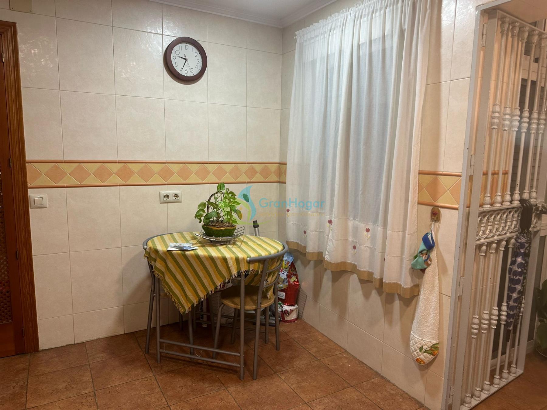 For sale of flat in Sevilla