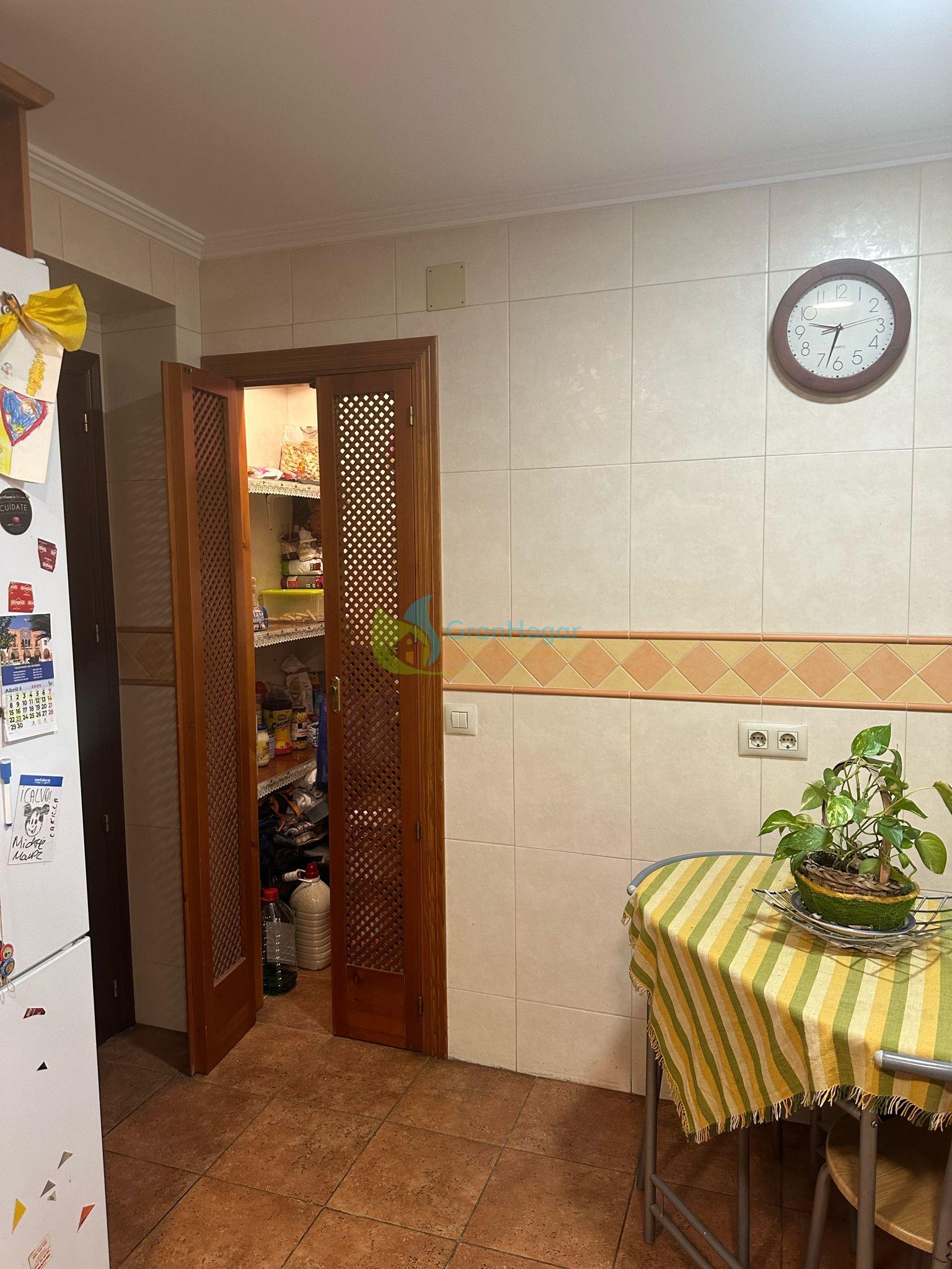 For sale of flat in Sevilla