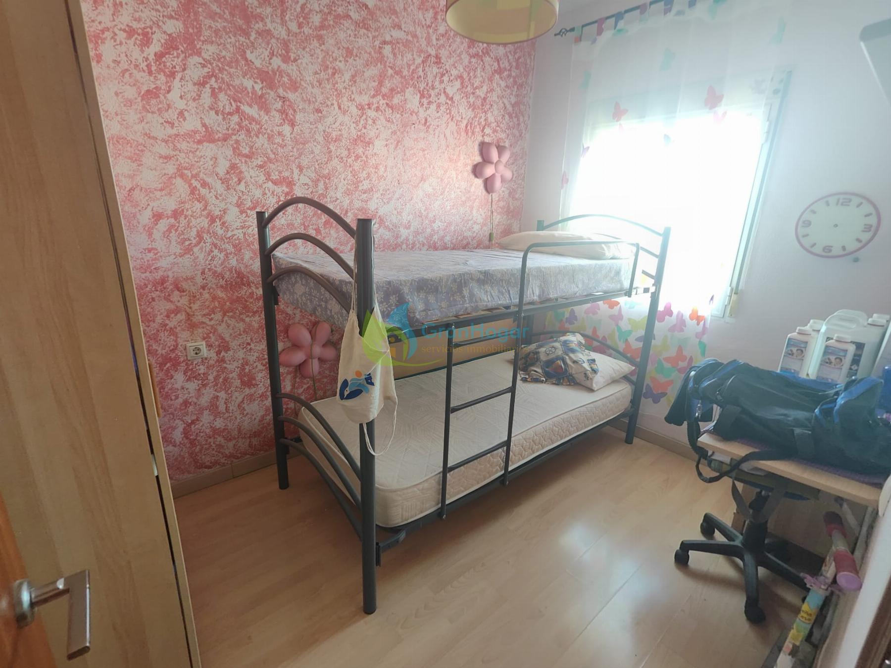For sale of flat in Sevilla
