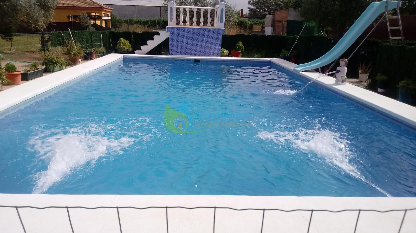 For sale of chalet in Sevilla