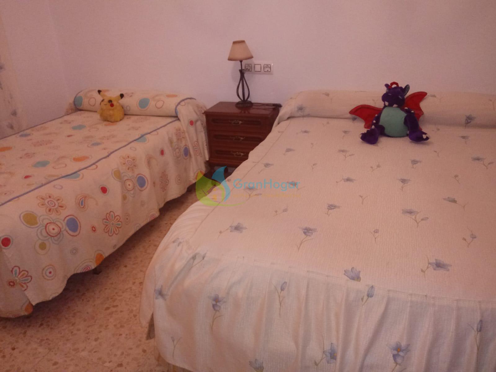 For sale of chalet in Sevilla