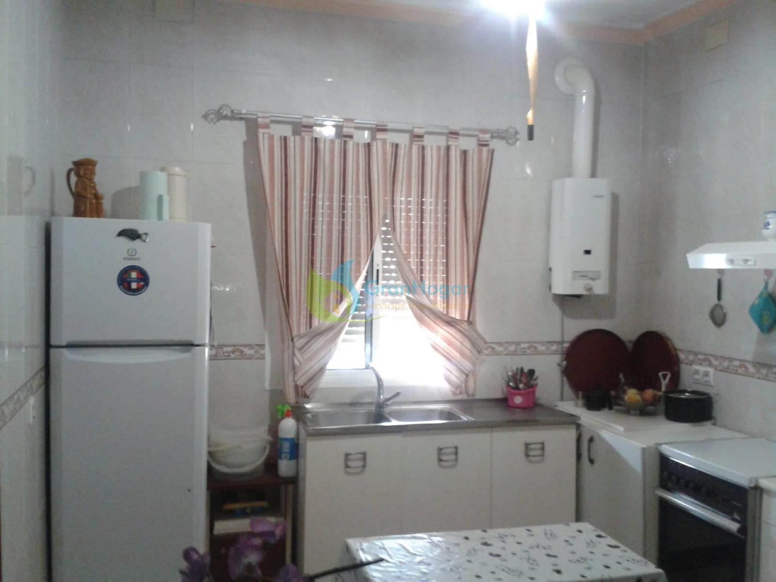 For sale of chalet in Sevilla