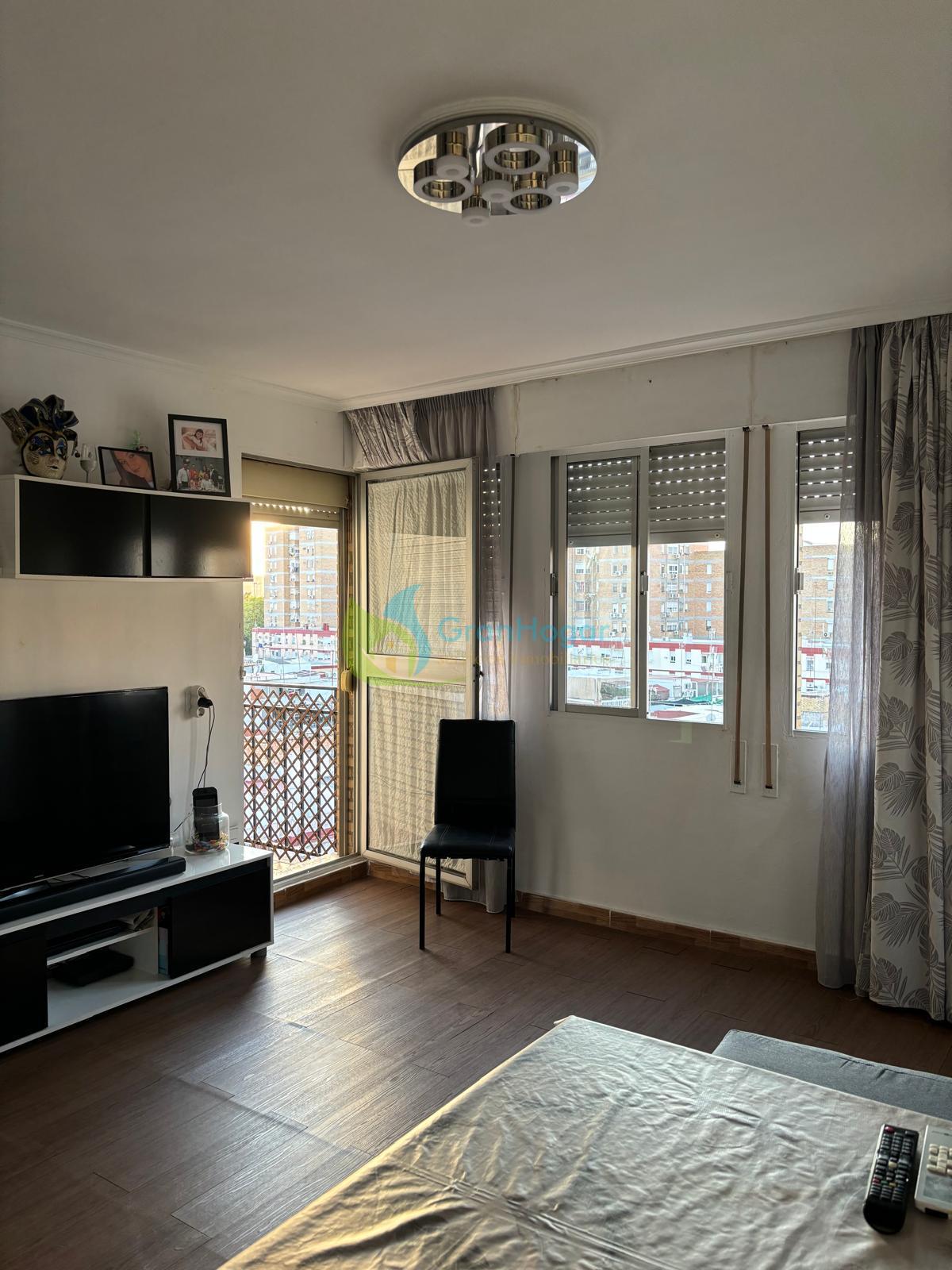 For sale of flat in Sevilla