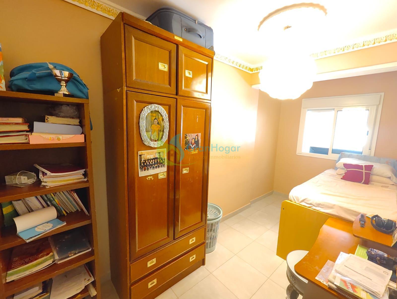 For sale of house in Sevilla