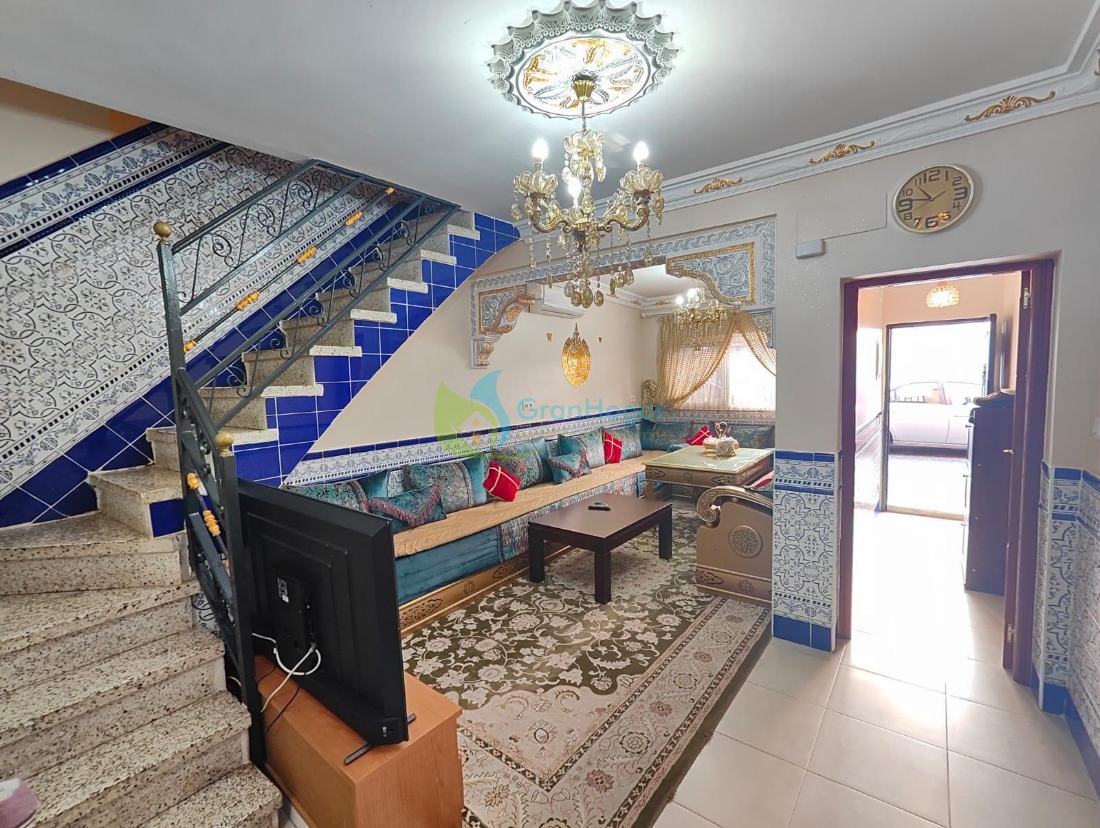 For sale of house in Sevilla