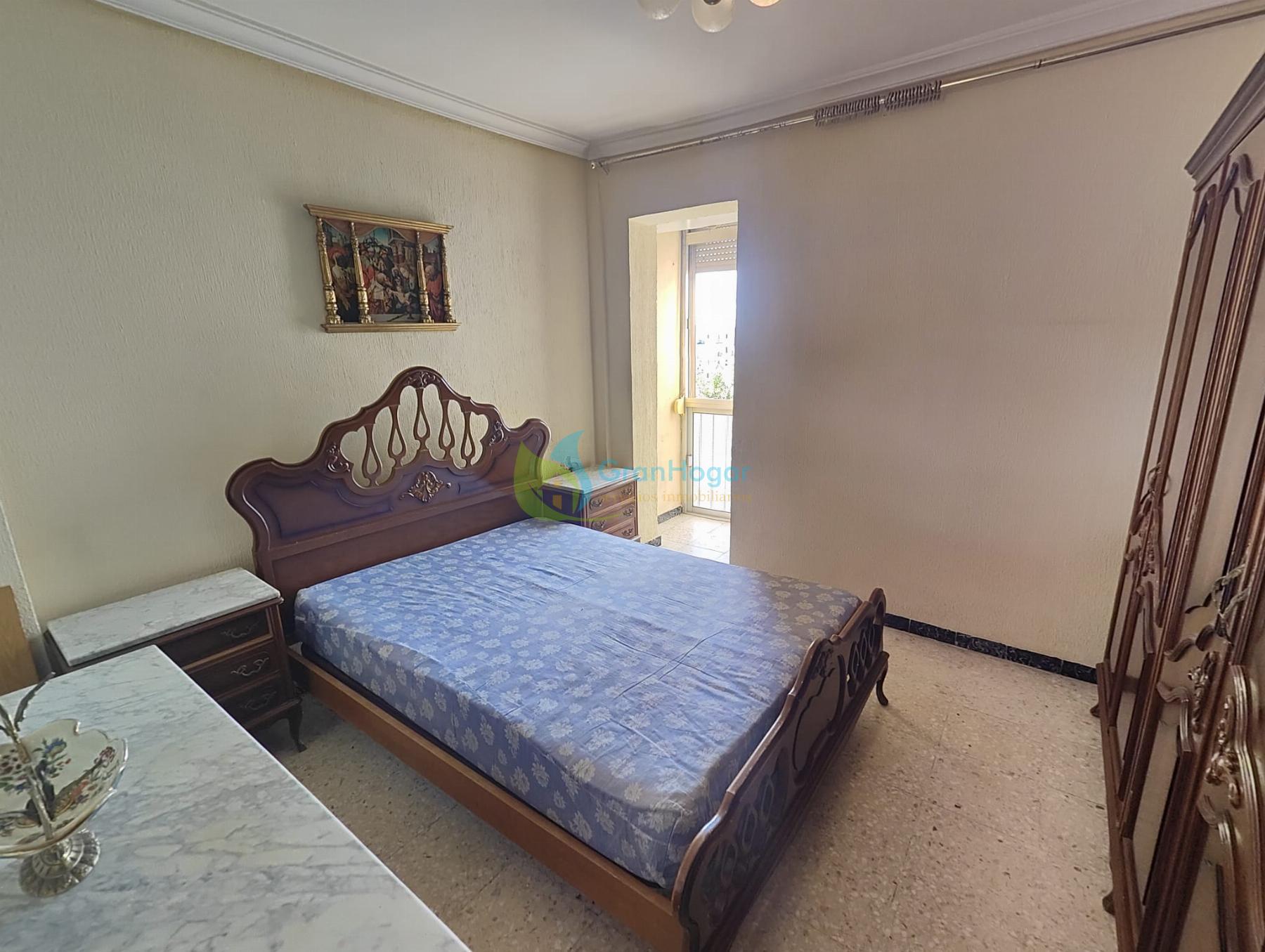 For sale of flat in Sevilla