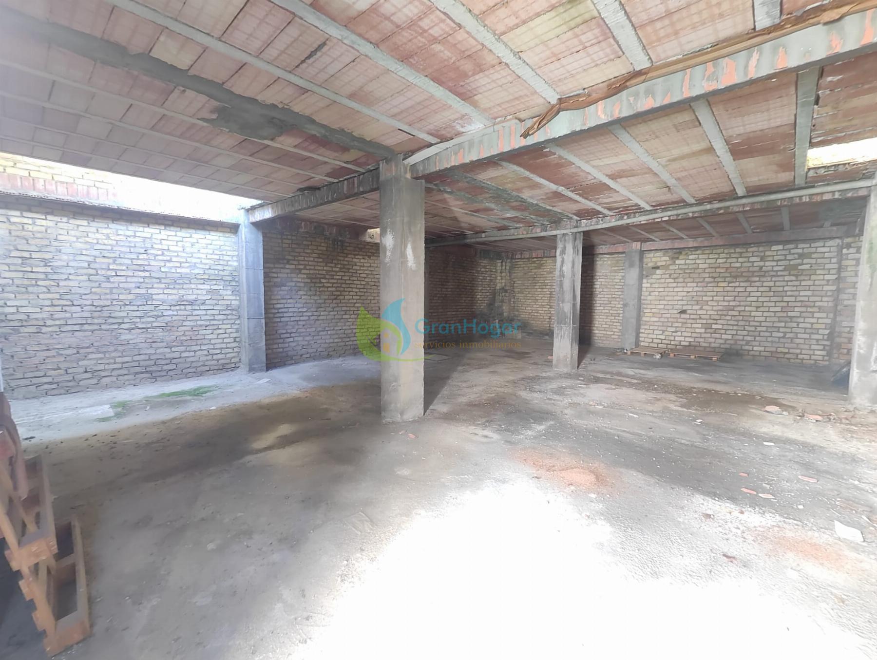 For sale of house in Sevilla