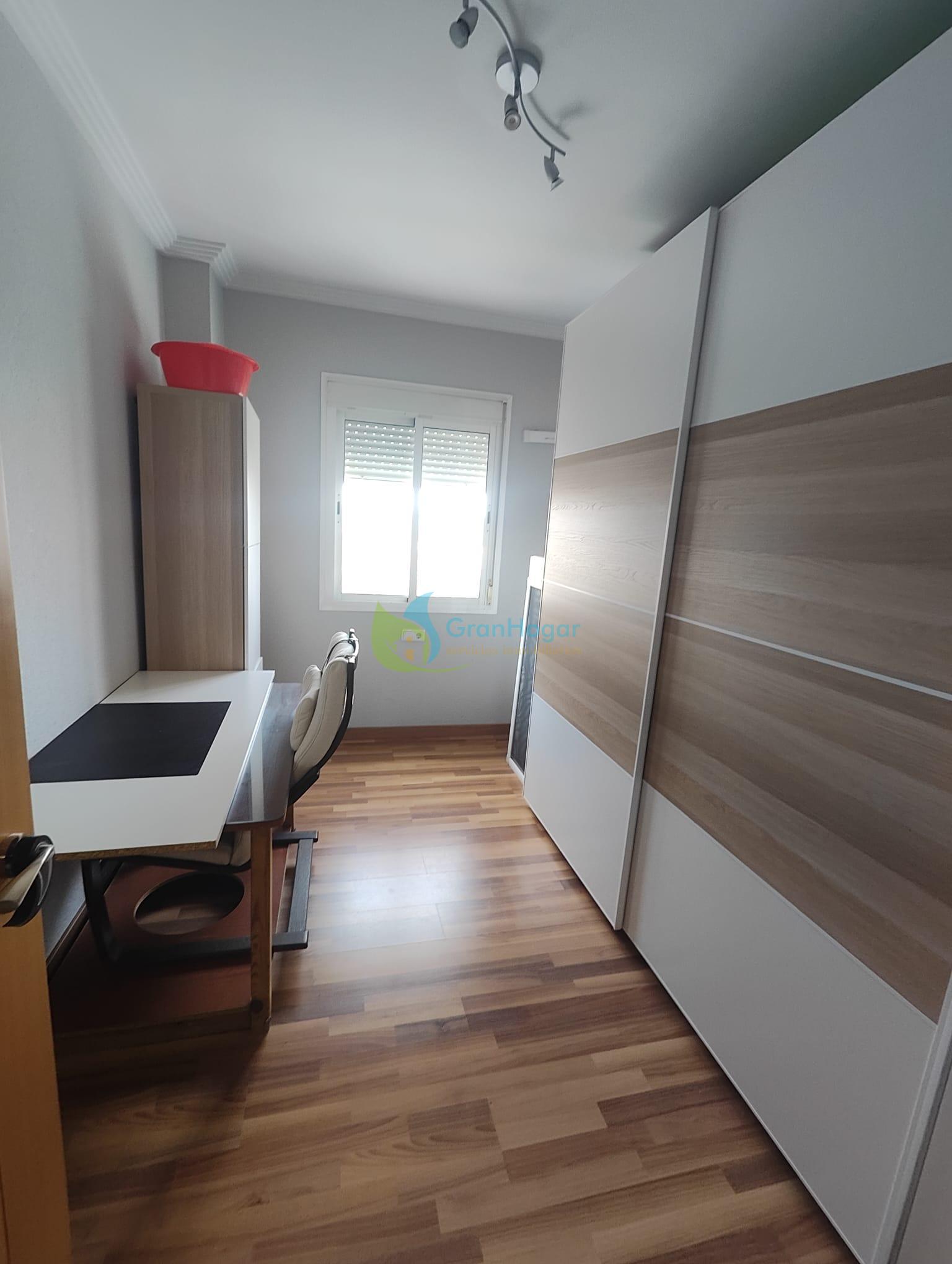 For sale of flat in Sevilla