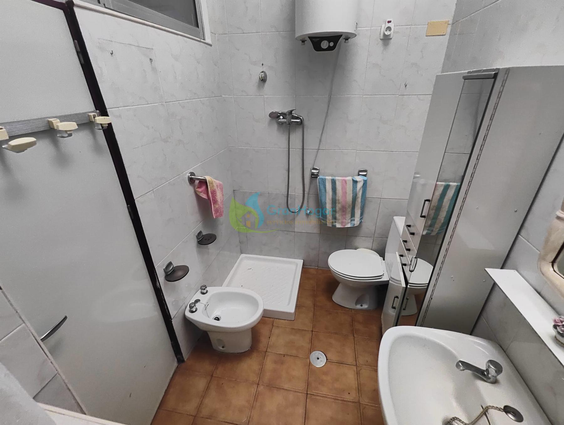 For sale of house in Sevilla