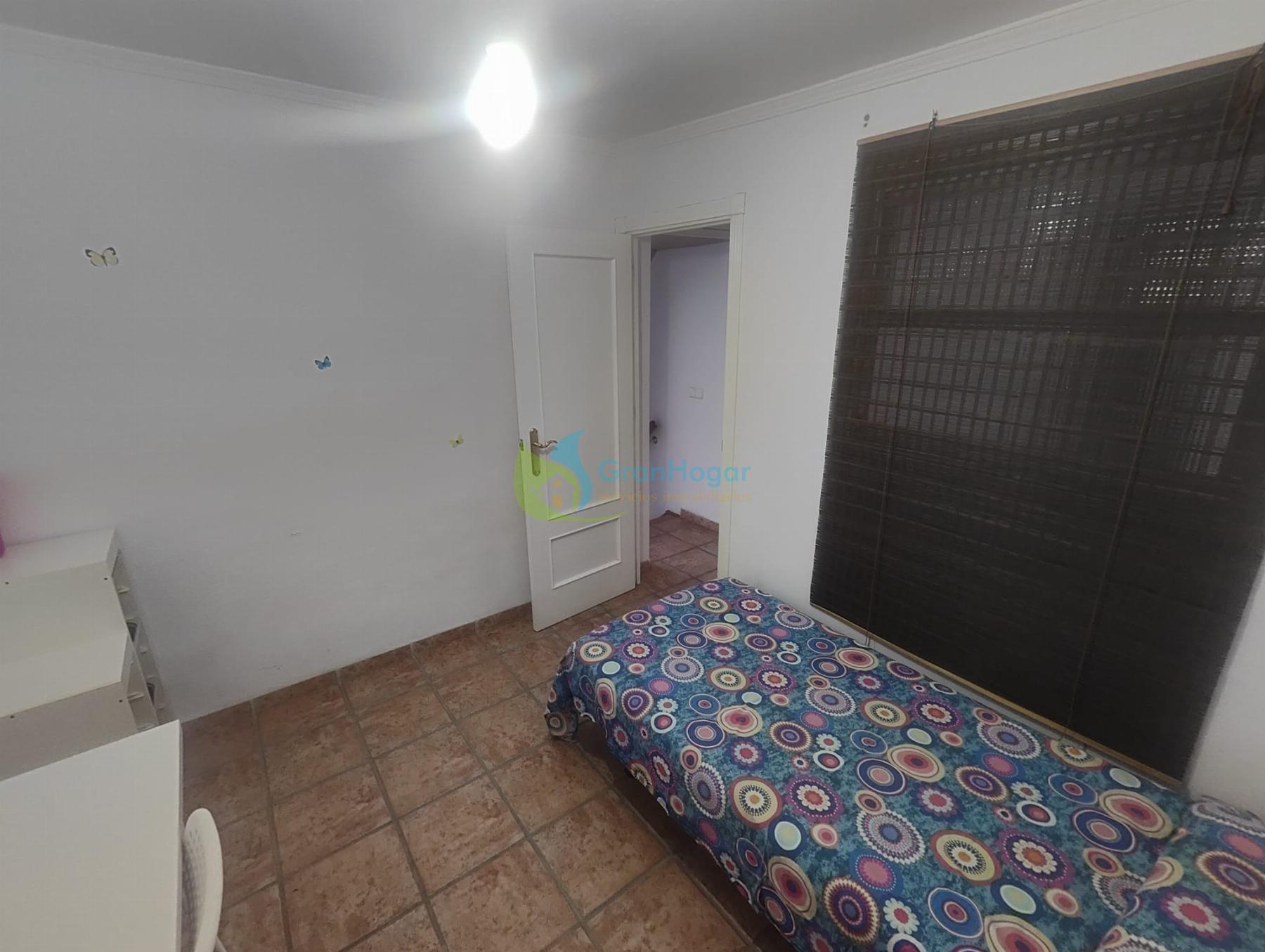 For sale of house in Sevilla