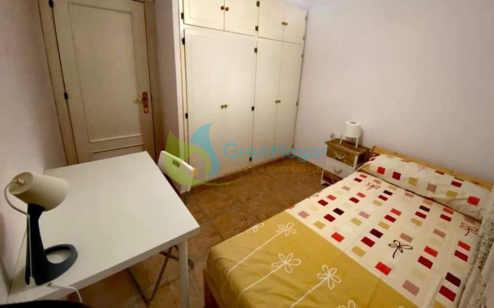 For sale of house in Sevilla