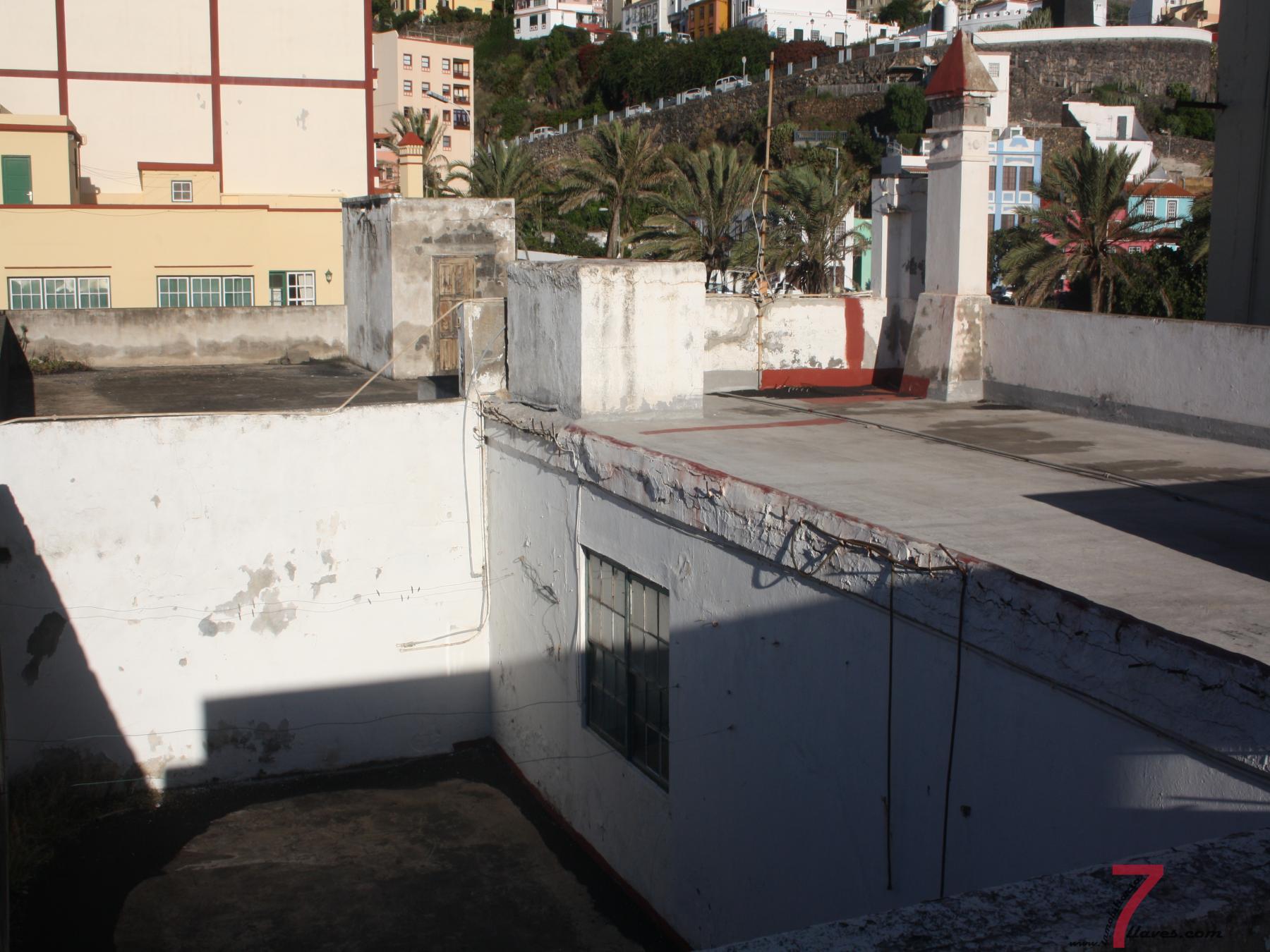 For sale of house in Adeje