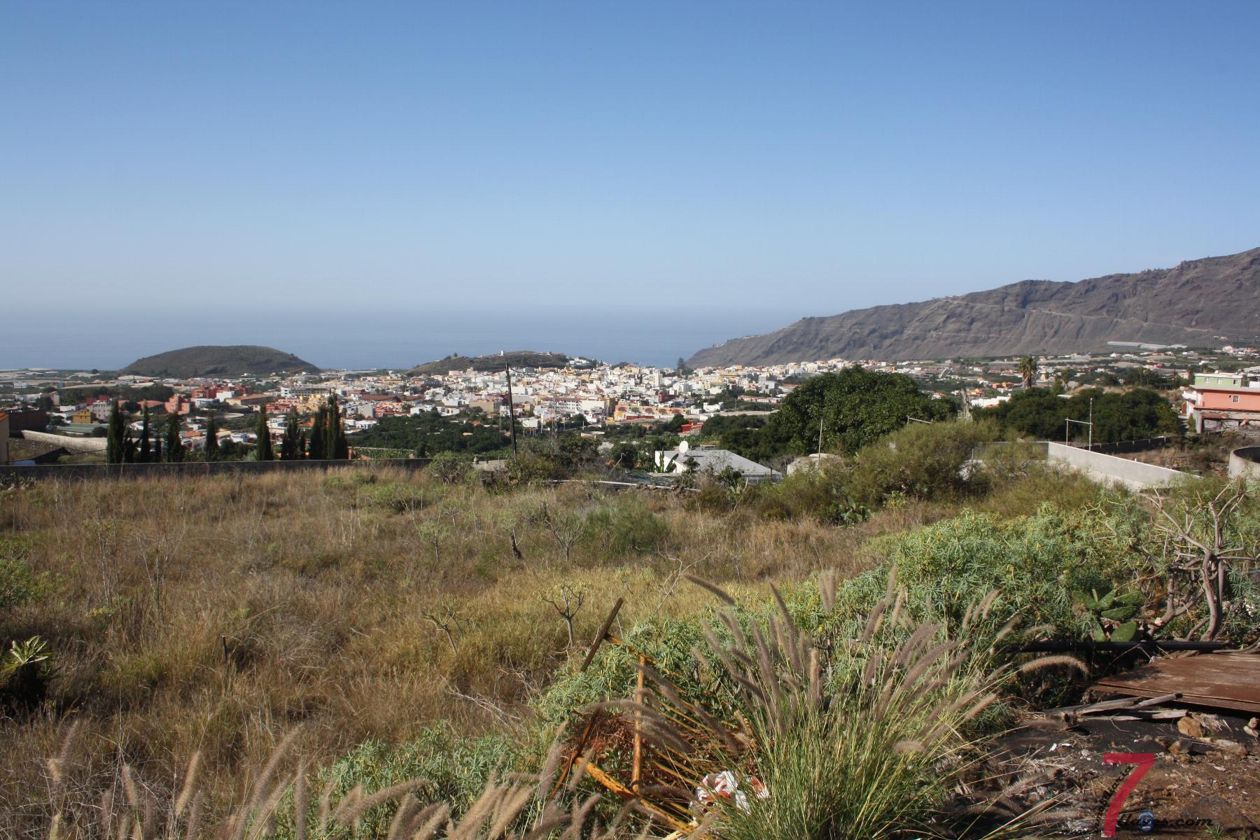 For sale of land in La Palma