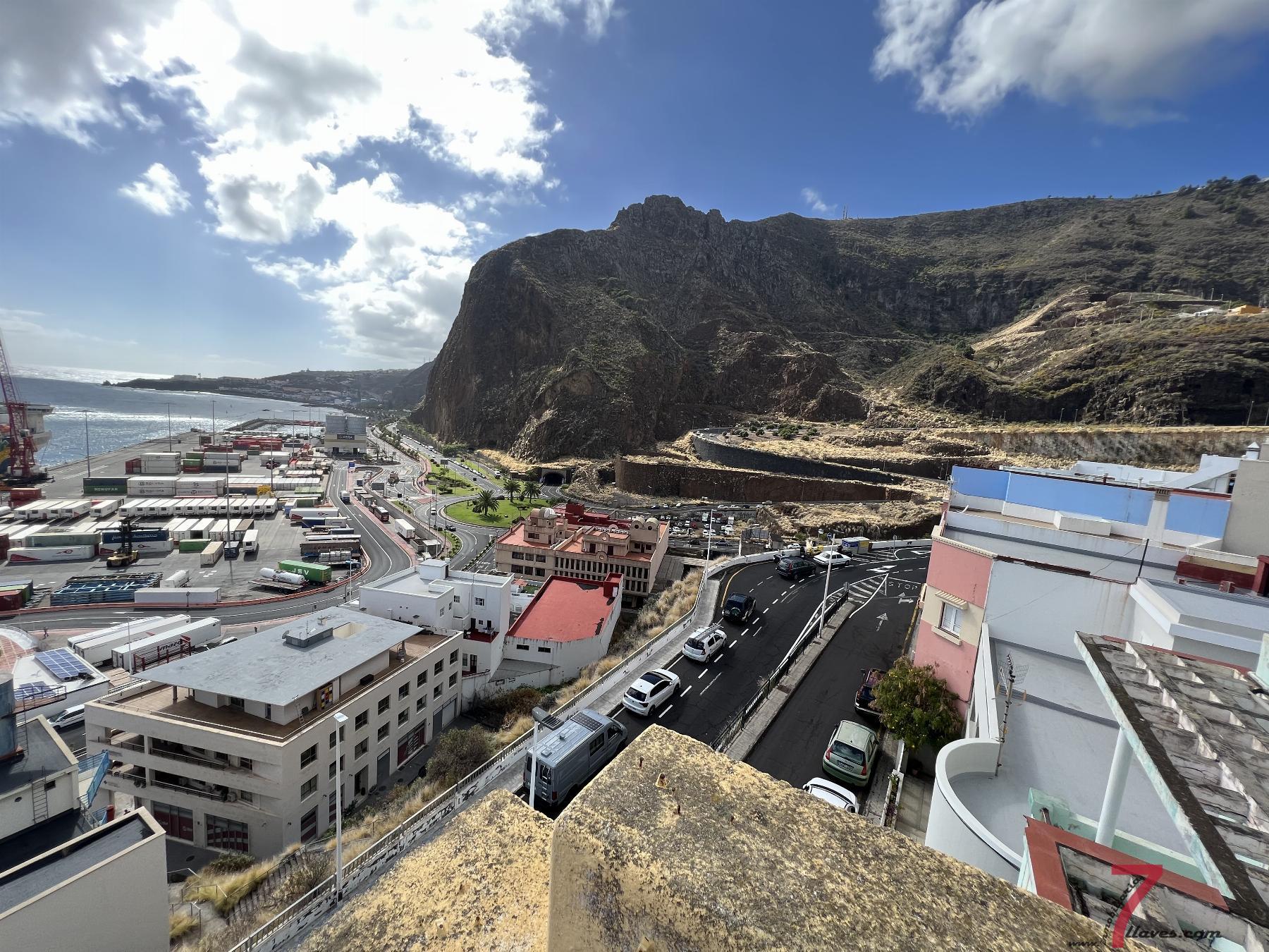 For sale of flat in Santa Cruz de la Palma