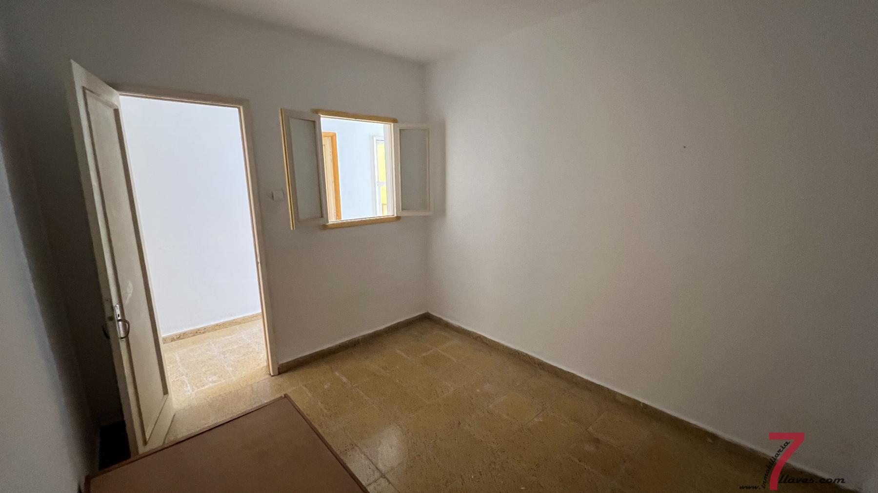 For sale of flat in Santa Cruz de la Palma