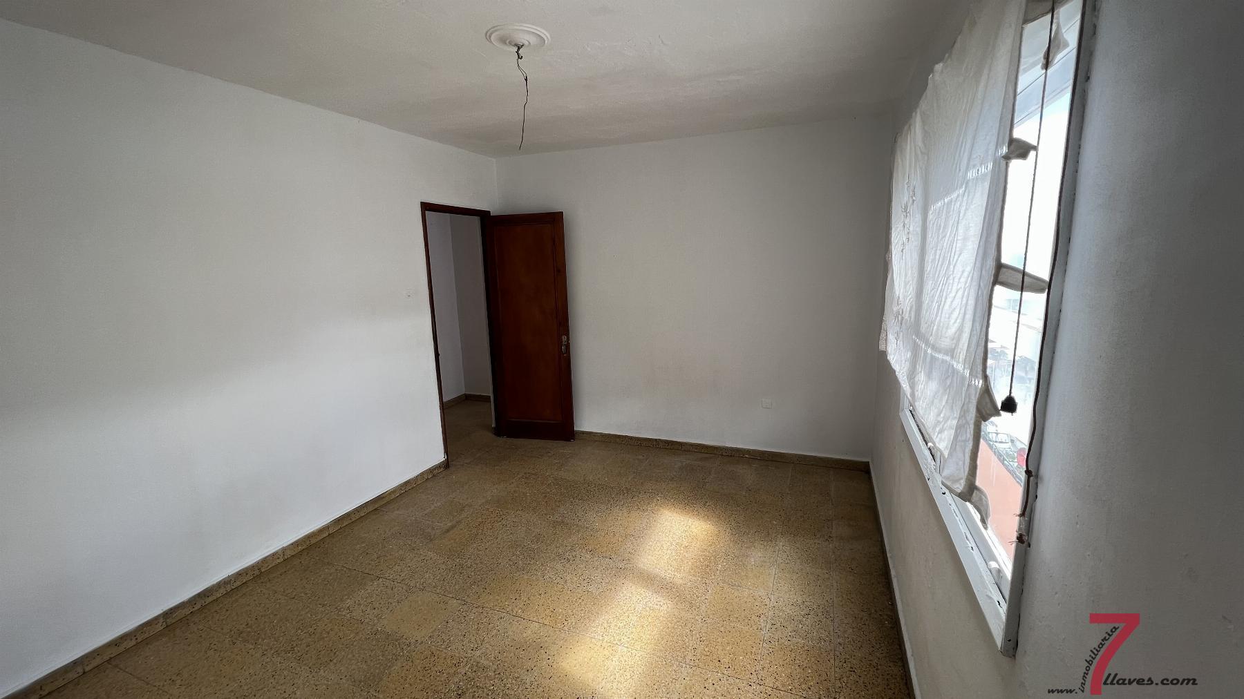 For sale of flat in Santa Cruz de la Palma