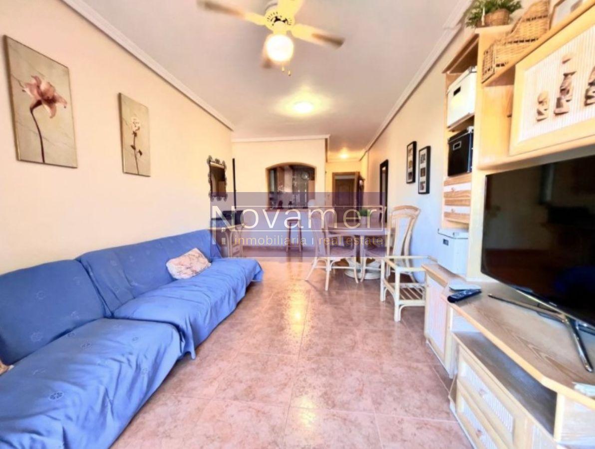 For sale of apartment in Los Alcázares