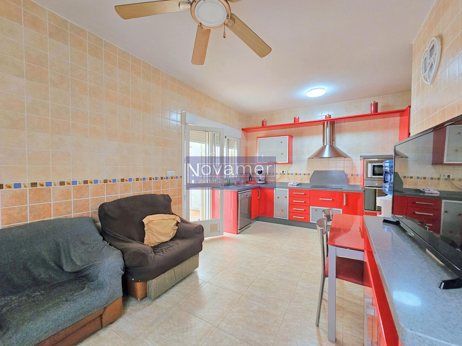 For sale of duplex in La unión