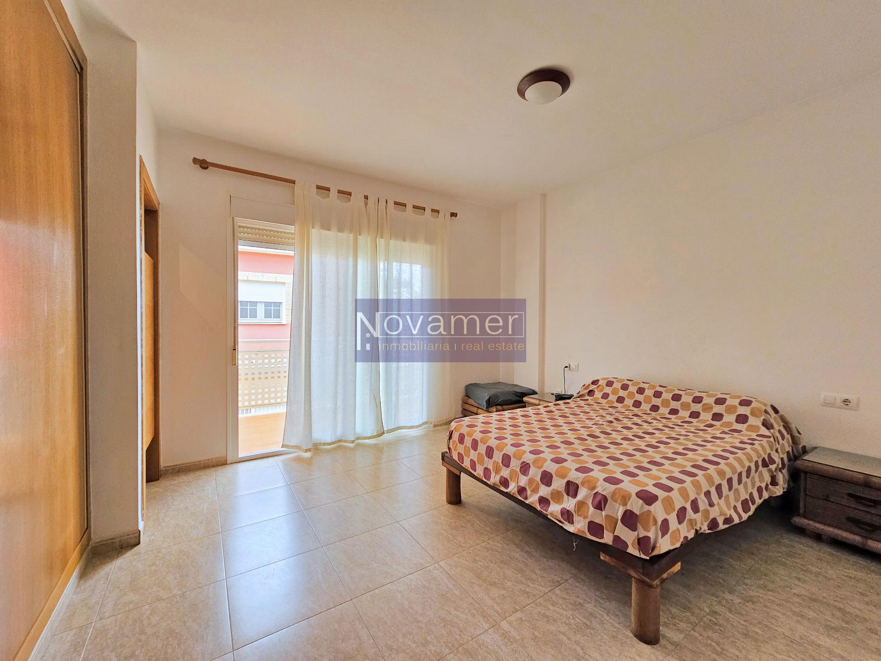 For sale of duplex in La unión