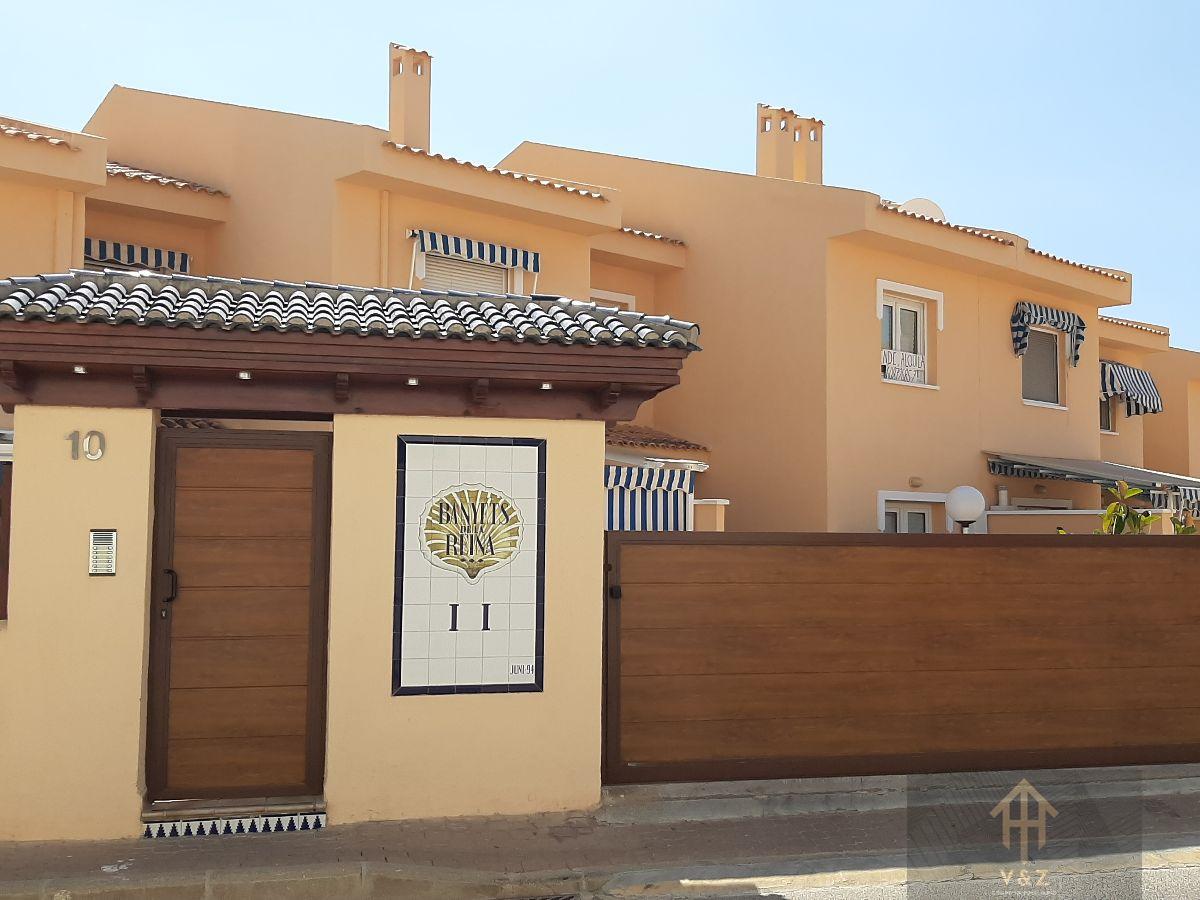 For sale of chalet in El Campello