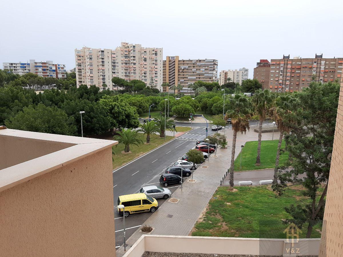 For sale of apartment in Alicante