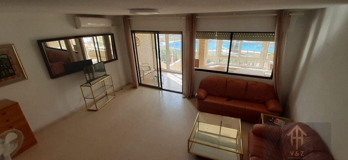 For sale of chalet in El Campello