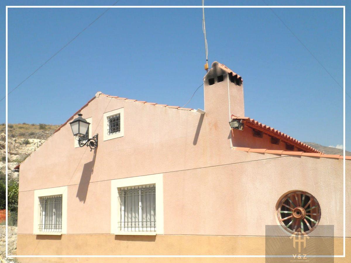 For sale of chalet in Alicante