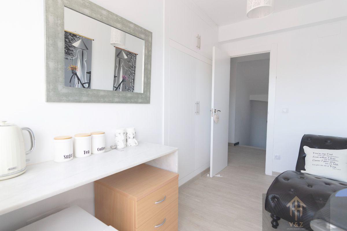 Zu verkaufen von chalet in
 Alicante