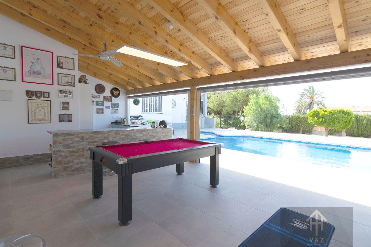 Zu verkaufen von chalet in
 Alicante